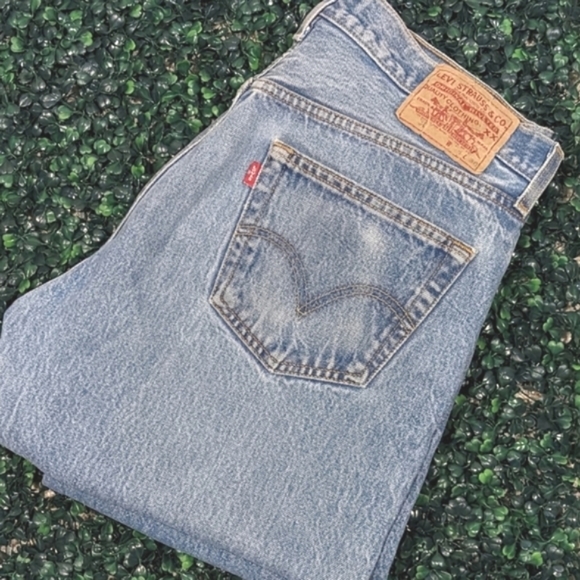 Levi's 501 Straight Leg, Button Fly Denim - Picture 1 of 13